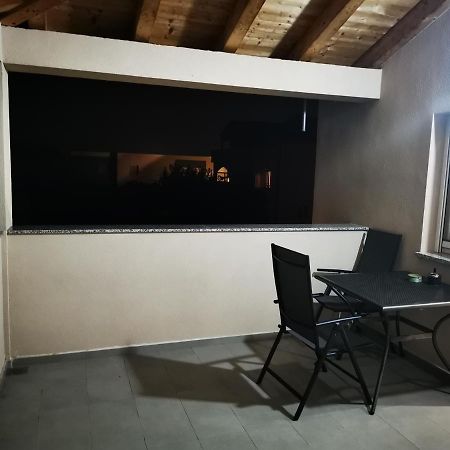 Studio Apartman Rosa Apartment Затон Екстериор снимка